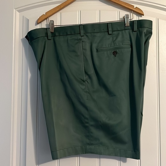 Brooks Brothers 346 Chino Shorts Size 42 - Picture 1 of 5